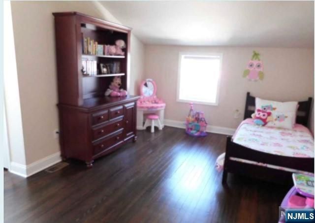 3-12 26th Street, Fair Lawn, NJ 07410