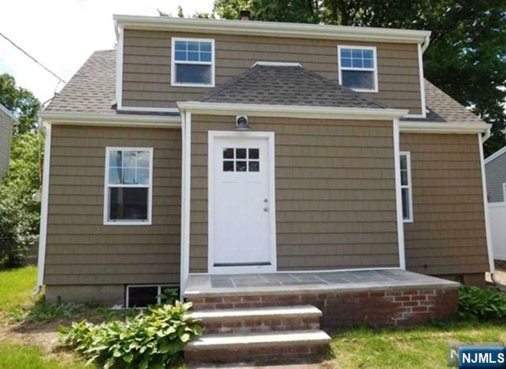 3-12 26th Street, Fair Lawn, NJ 07410