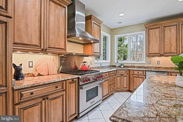 1831 BEULAH RD, Vienna, VA 22182