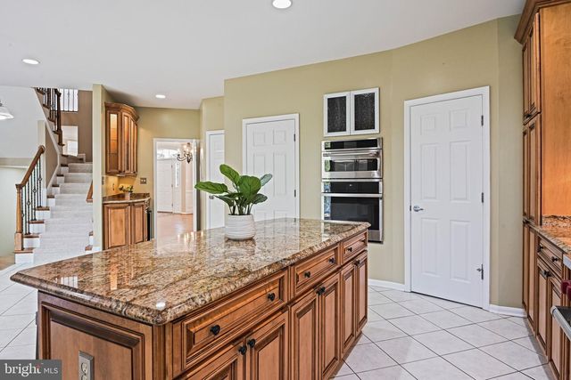 1831 BEULAH RD, Vienna, VA 22182