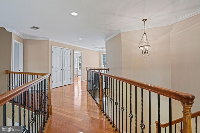 1831 BEULAH RD, Vienna, VA 22182