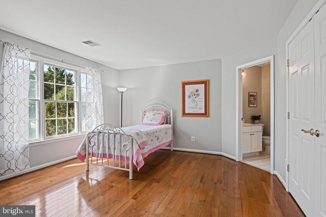 1831 BEULAH RD, Vienna, VA 22182