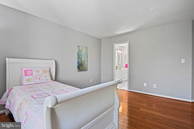 1831 BEULAH RD, Vienna, VA 22182