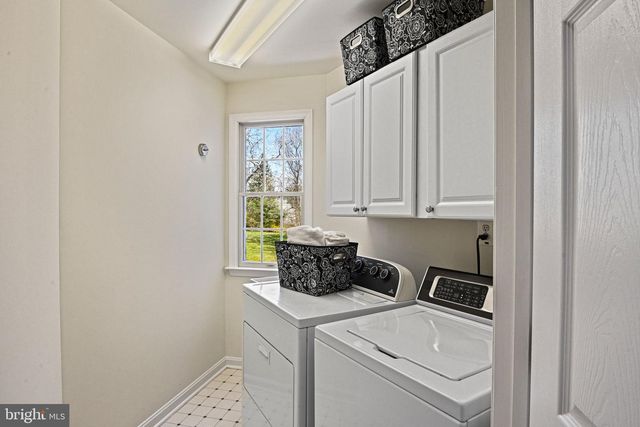 1831 BEULAH RD, Vienna, VA 22182