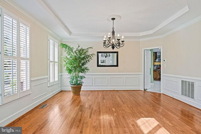 1831 BEULAH RD, Vienna, VA 22182