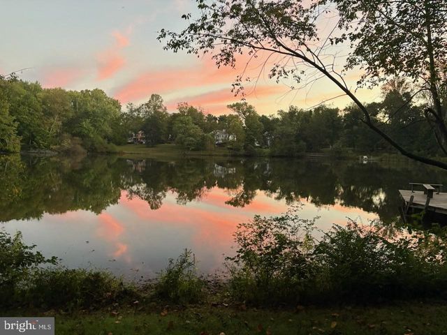 1831 BEULAH RD, Vienna, VA 22182