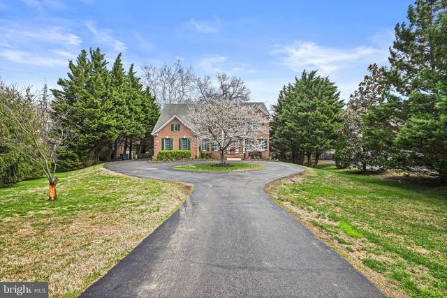 1831 BEULAH RD, Vienna, VA 22182