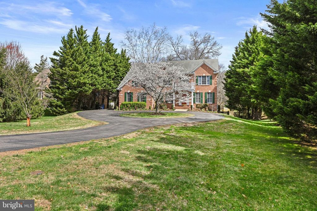 1831 BEULAH RD, Vienna, VA 22182