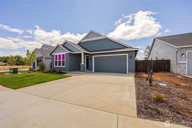 980 RW Fletcher Street, Winlock, WA 98596