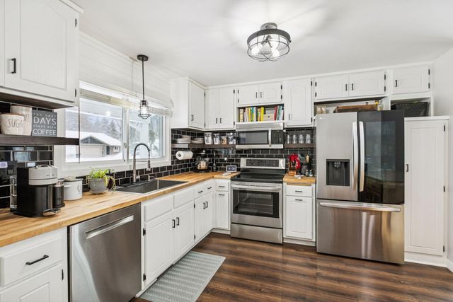 11795 100th Place N, Maple Grove, MN 55369