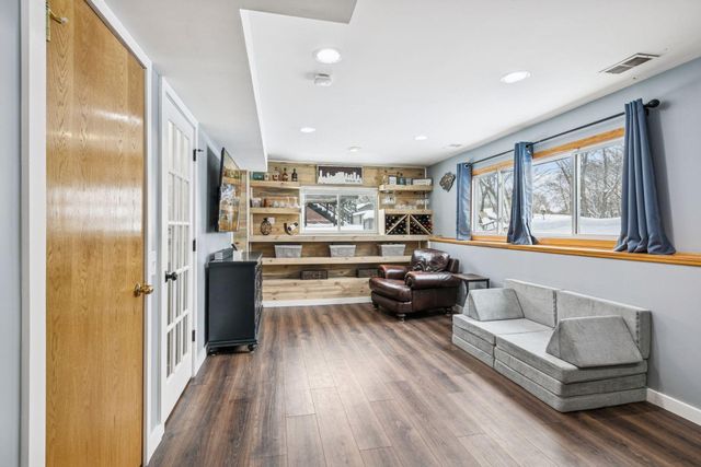 11795 100th Place N, Maple Grove, MN 55369