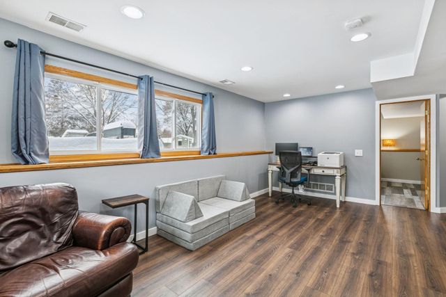 11795 100th Place N, Maple Grove, MN 55369