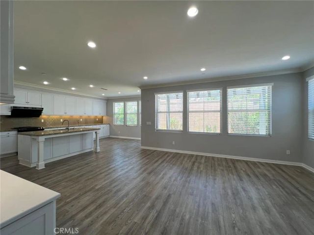 98 Devonshire, Irvine, CA 92620