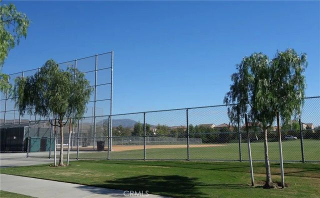 98 Devonshire, Irvine, CA 92620