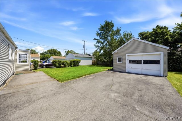 3009 Kirschner Parkway, Hamburg, NY 14075