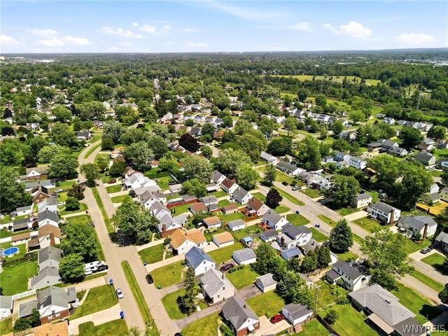 3009 Kirschner Parkway, Hamburg, NY 14075