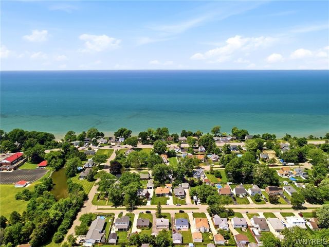 3009 Kirschner Parkway, Hamburg, NY 14075