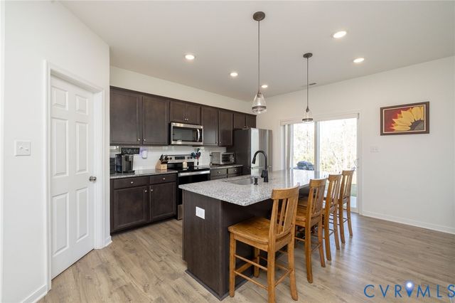 6524 Bolles Landing Ct, Chester, VA 23831