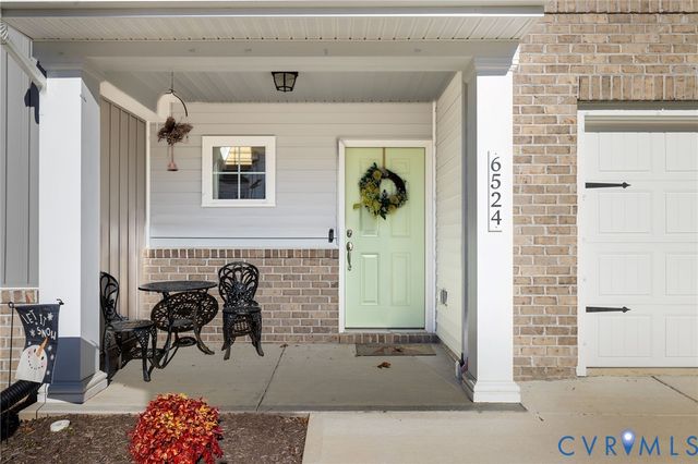 6524 Bolles Landing Ct, Chester, VA 23831