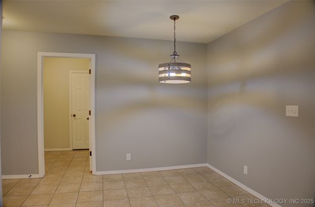 7313 S Gardenia Avenue, Broken Arrow, OK 74011