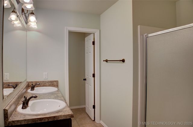 7313 S Gardenia Avenue, Broken Arrow, OK 74011