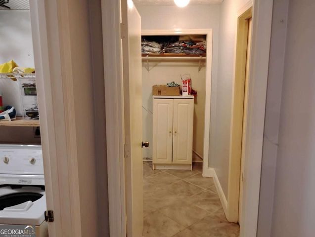 2094 Brian Way, Decatur, GA 30033