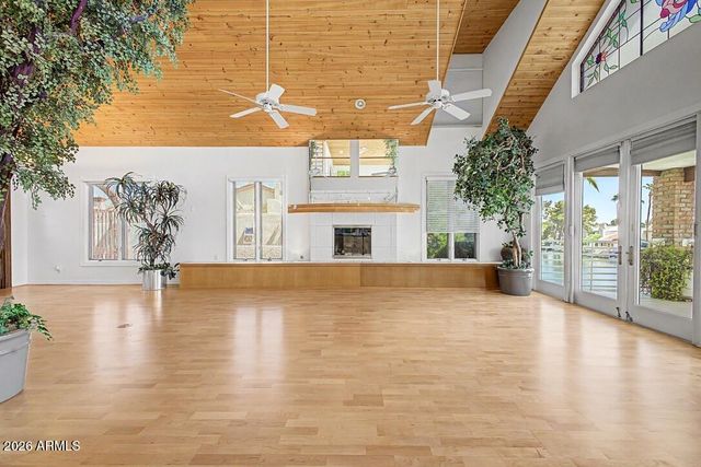 1071 E SANDPIPER Drive, Tempe, AZ 85283