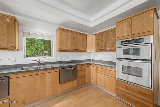 1071 E SANDPIPER Drive, Tempe, AZ 85283