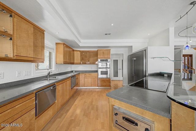 1071 E SANDPIPER Drive, Tempe, AZ 85283