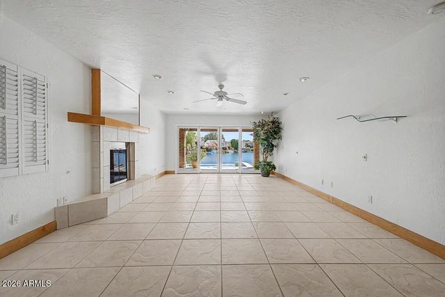 1071 E SANDPIPER Drive, Tempe, AZ 85283