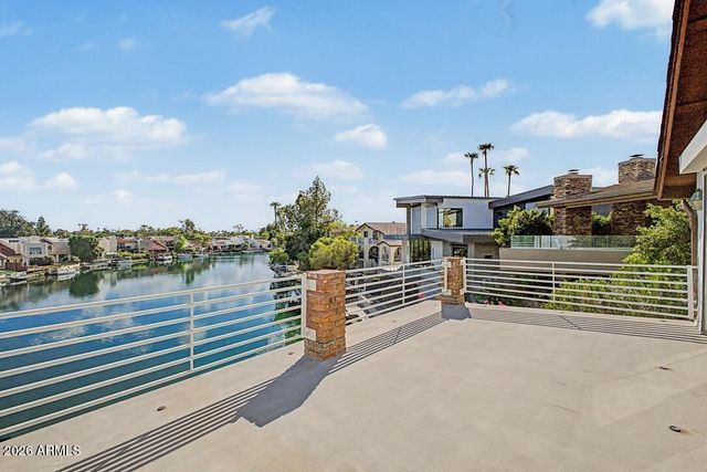1071 E SANDPIPER Drive, Tempe, AZ 85283