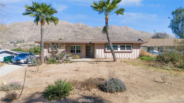 20409 Harvard Way, Riverside, CA 92507