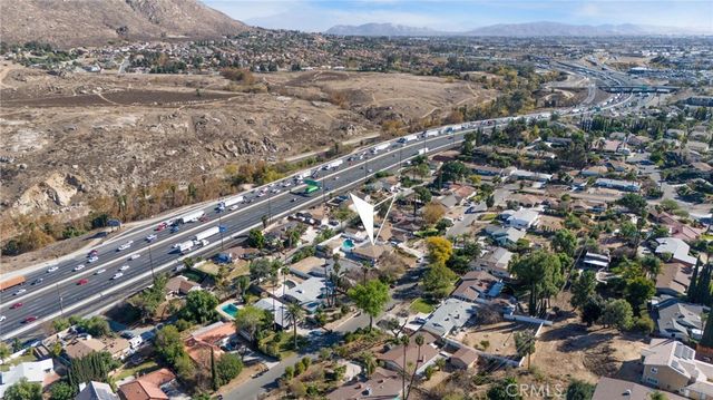 20409 Harvard Way, Riverside, CA 92507