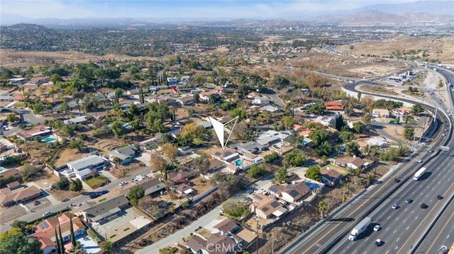 20409 Harvard Way, Riverside, CA 92507