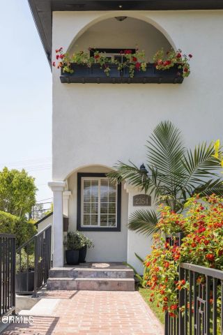 2354 Laverna Avenue, Los Angeles, CA 90041