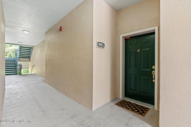 8601 BEACH Boulevard, 905, Jacksonville, FL 32216