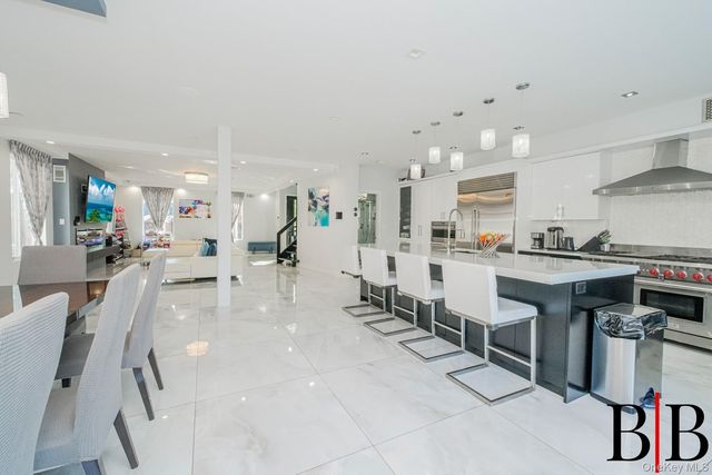 2161 E 72nd Street, Brooklyn, NY 11234