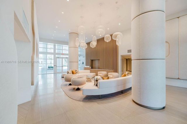 6103 Aqua Ave 702, Miami Beach, FL 33141