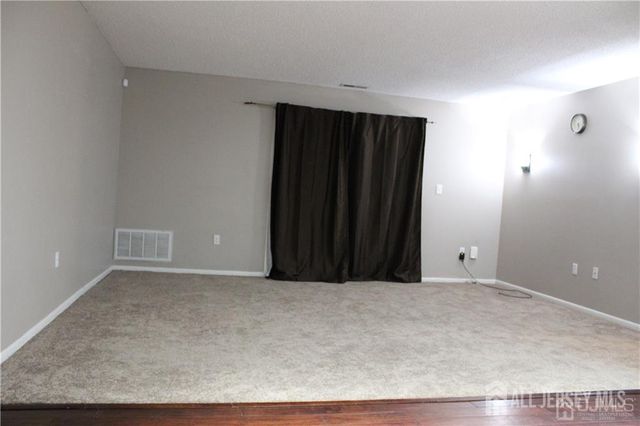 5219 Ravens Crest, Plainsboro, NJ 08536