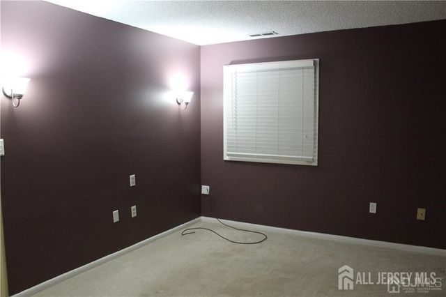 5219 Ravens Crest, Plainsboro, NJ 08536