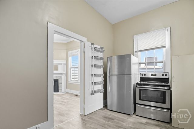 922 E 37th Street, Savannah, GA 31401