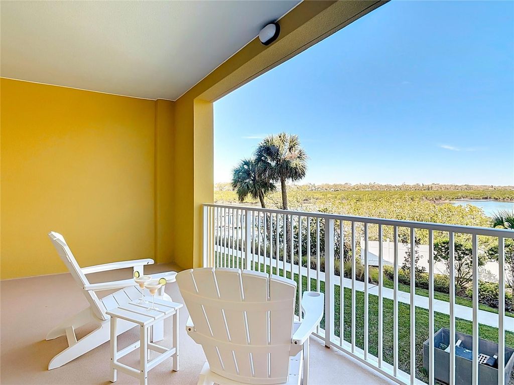 Image 33 of property listing at 7 RIVERWALK DRIVE 206, New Smyrna Beach, FL 32169
