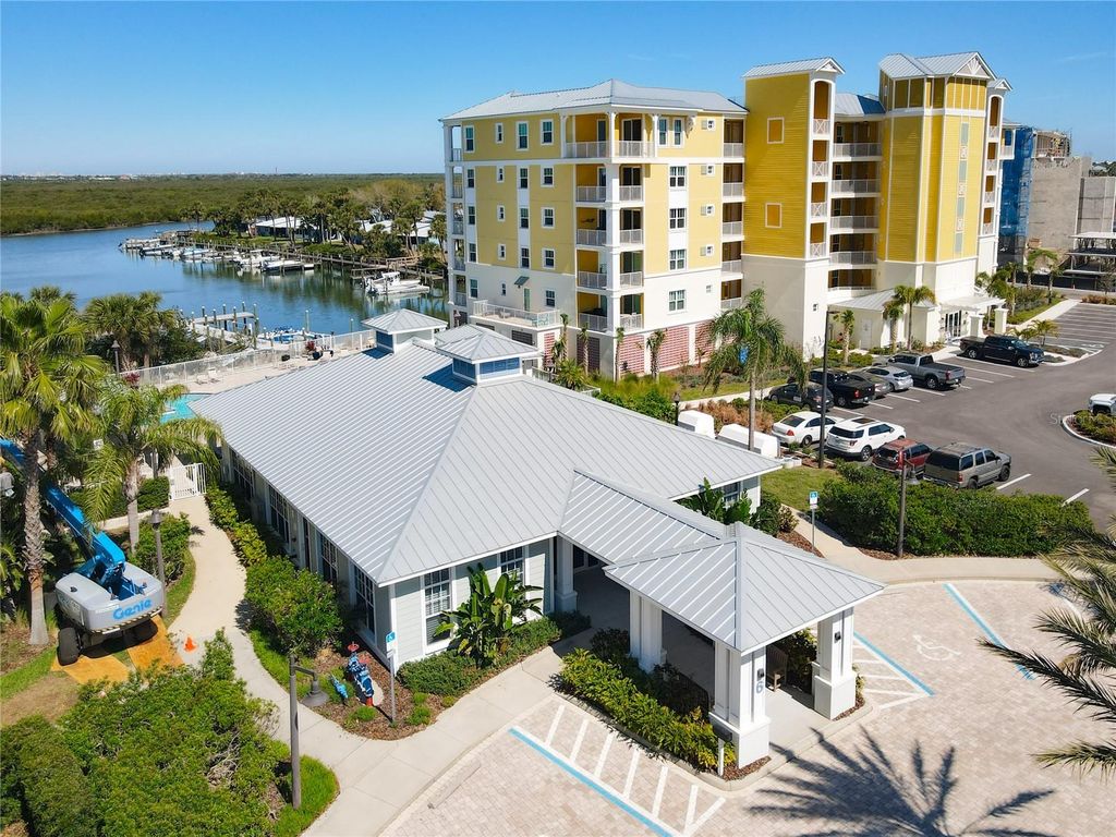 Image 37 of property listing at 7 RIVERWALK DRIVE 206, New Smyrna Beach, FL 32169