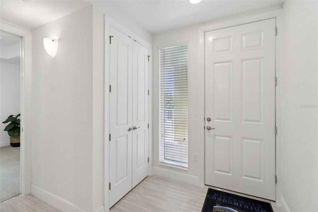 Image 8 of property listing at 7 RIVERWALK DRIVE 206, New Smyrna Beach, FL 32169