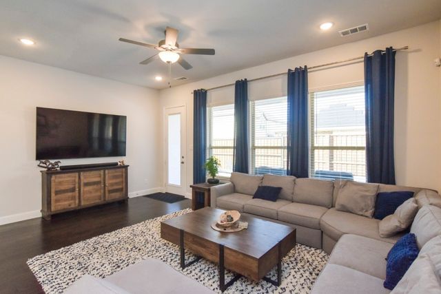 1124 Putnam Drive, Frisco, TX 75036