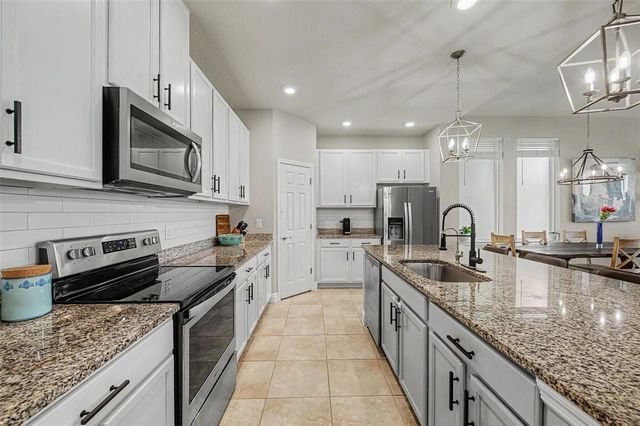 11523 NAVEL ORANGE WAY, Tampa, FL 33626