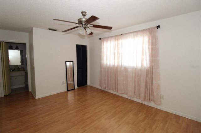 707 HUXLEY PLACE 7, Sun City Center, FL 33573