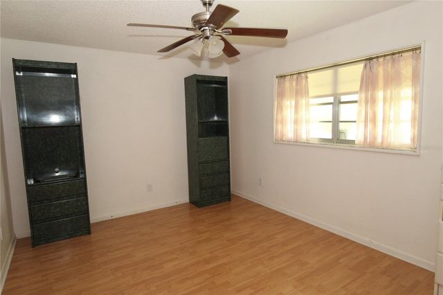 707 HUXLEY PLACE 7, Sun City Center, FL 33573