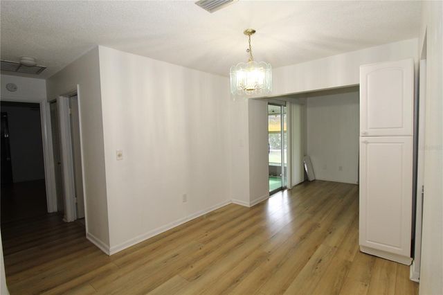 707 HUXLEY PLACE 7, Sun City Center, FL 33573