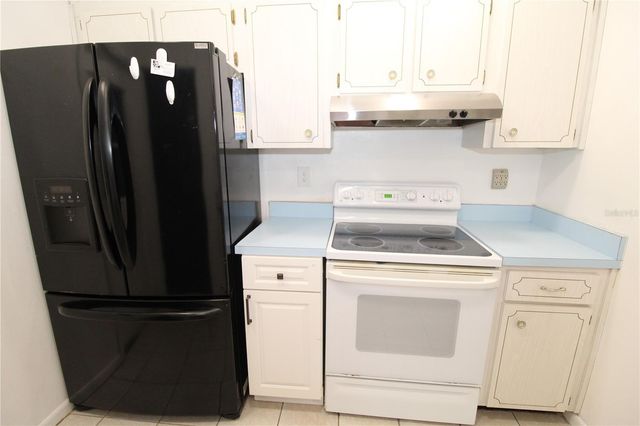 707 HUXLEY PLACE 7, Sun City Center, FL 33573